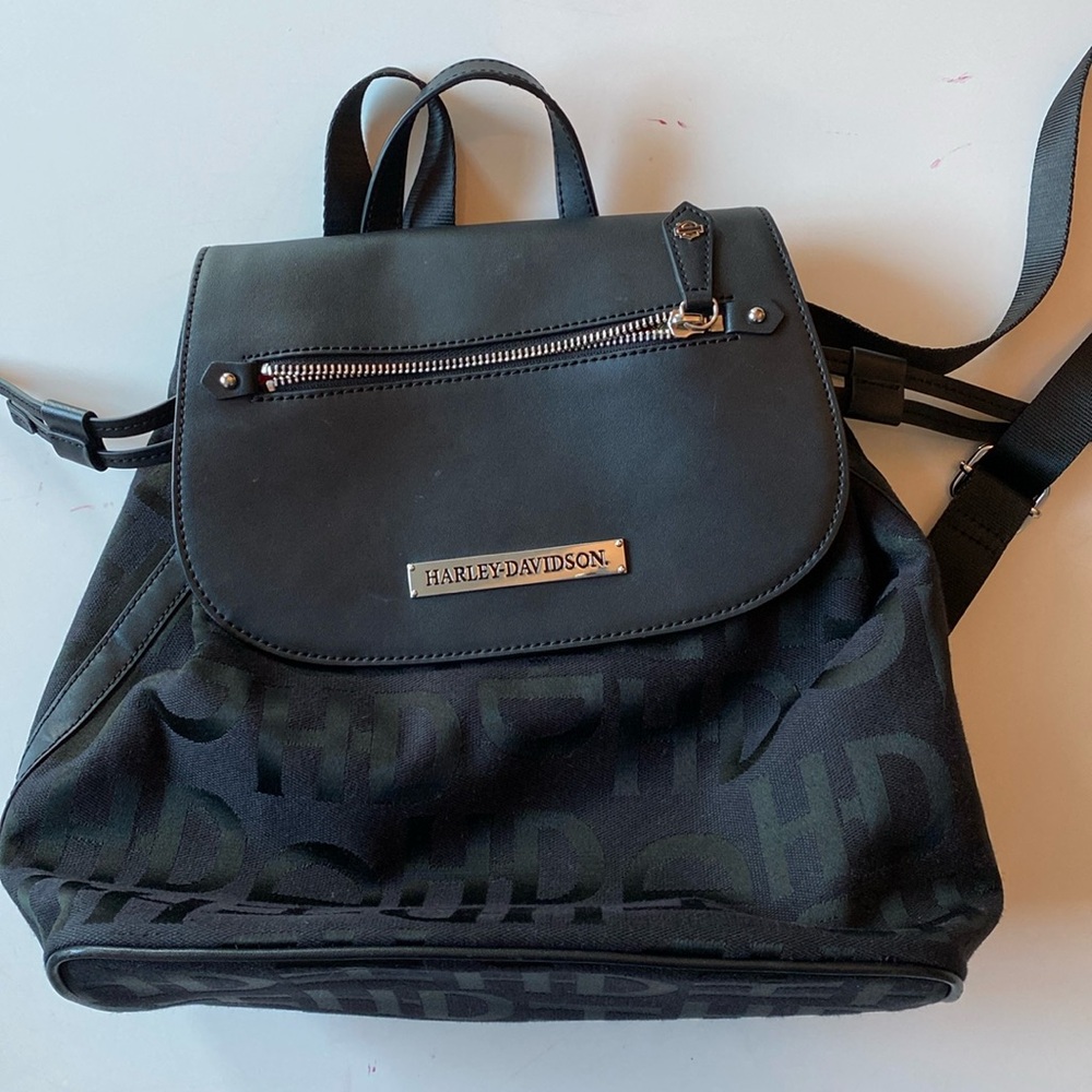 🌸Harley-Davidson small adjustable backpack